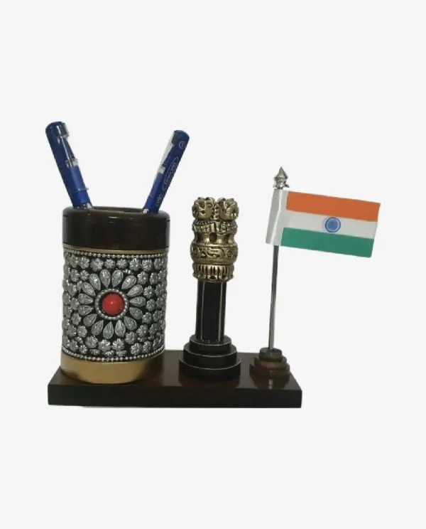 Wooden Pen Stand