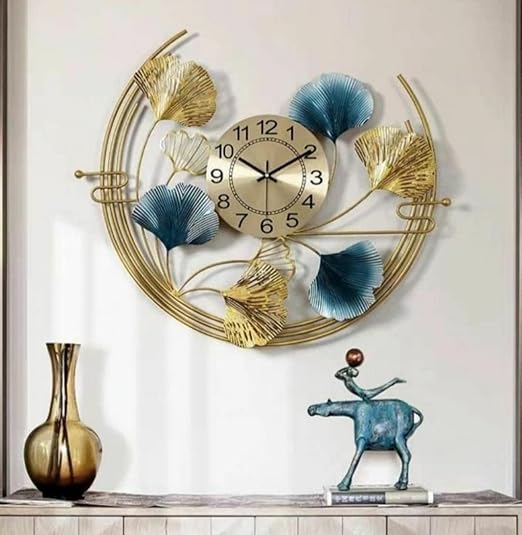 Gracious World Modern Metal Wall Clock – Vintage Round