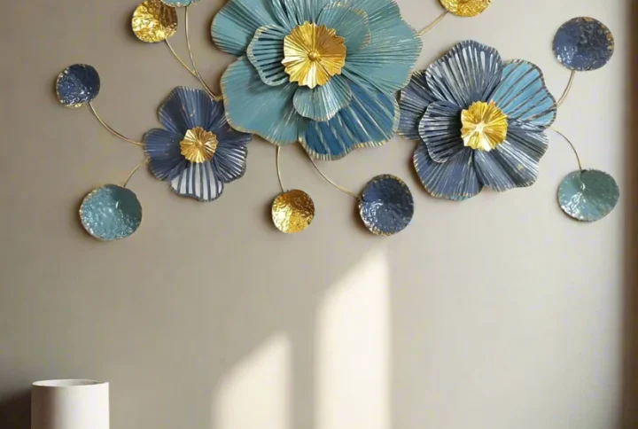 Metal Flower Wall Décor