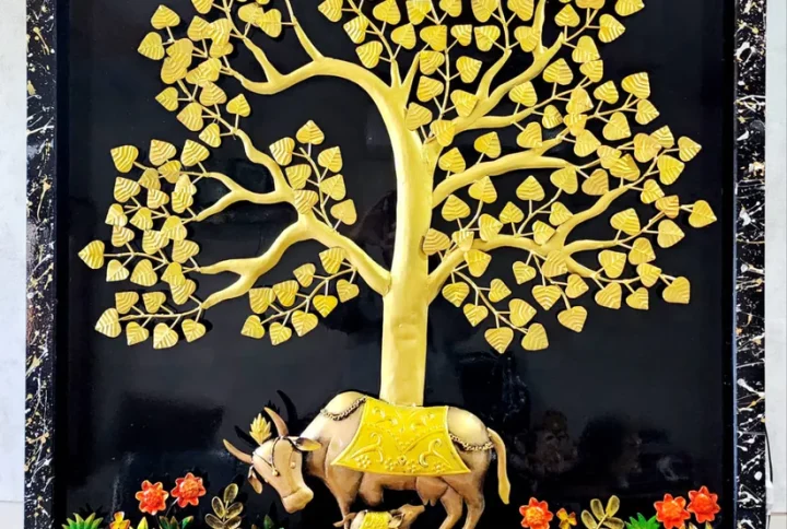 LED Kamdhenu Metal Wall Art