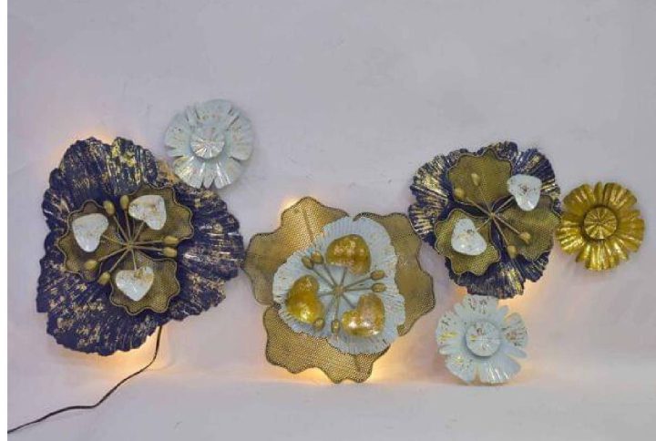 Golden Trendy Metal Art