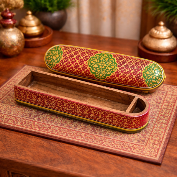Premium Handcrafted Design: Beautifully crafted with intricate enamel work and traditional patterns for an elegant look.